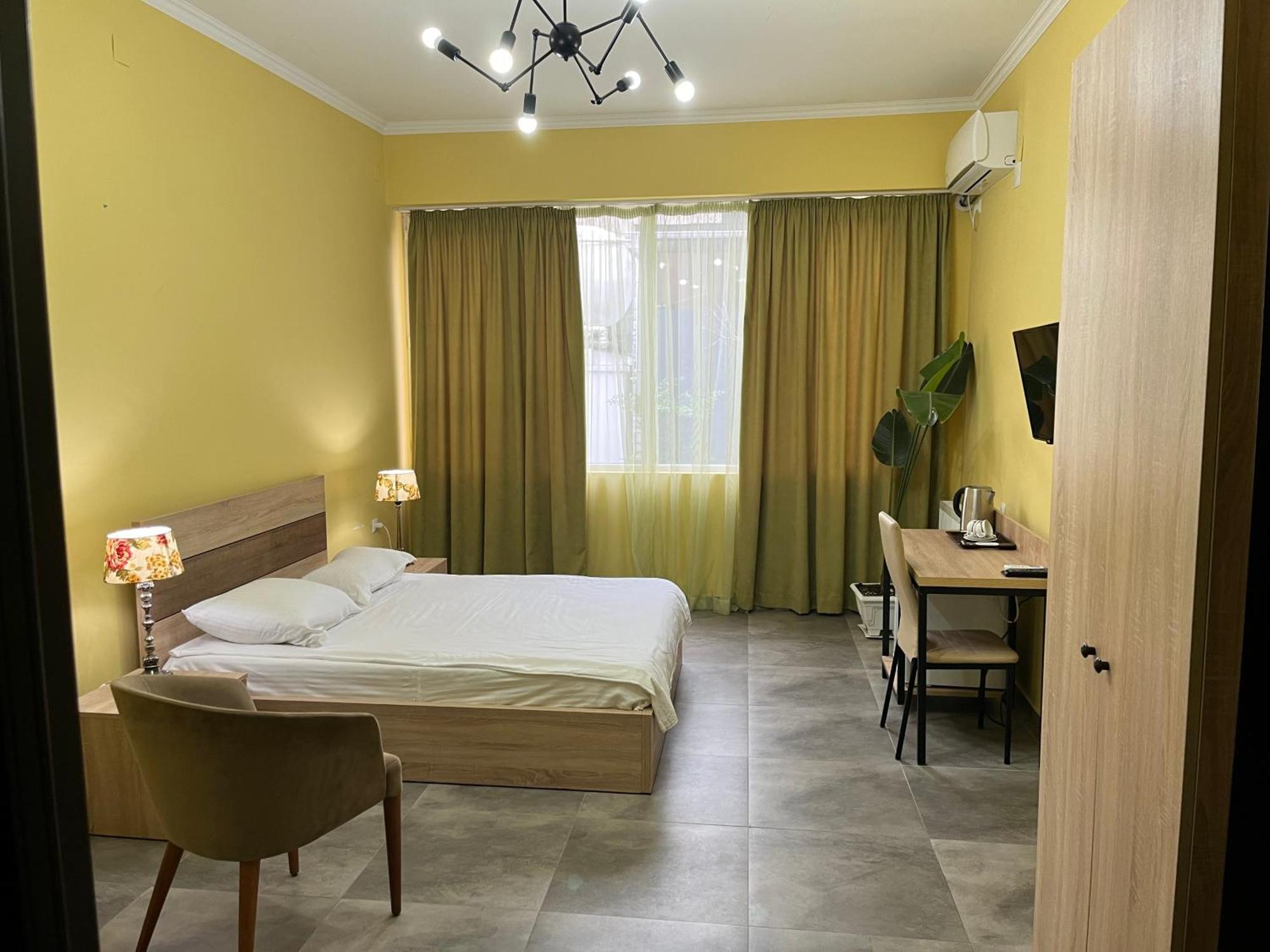 Westay Hotel Tbilisi Exterior foto