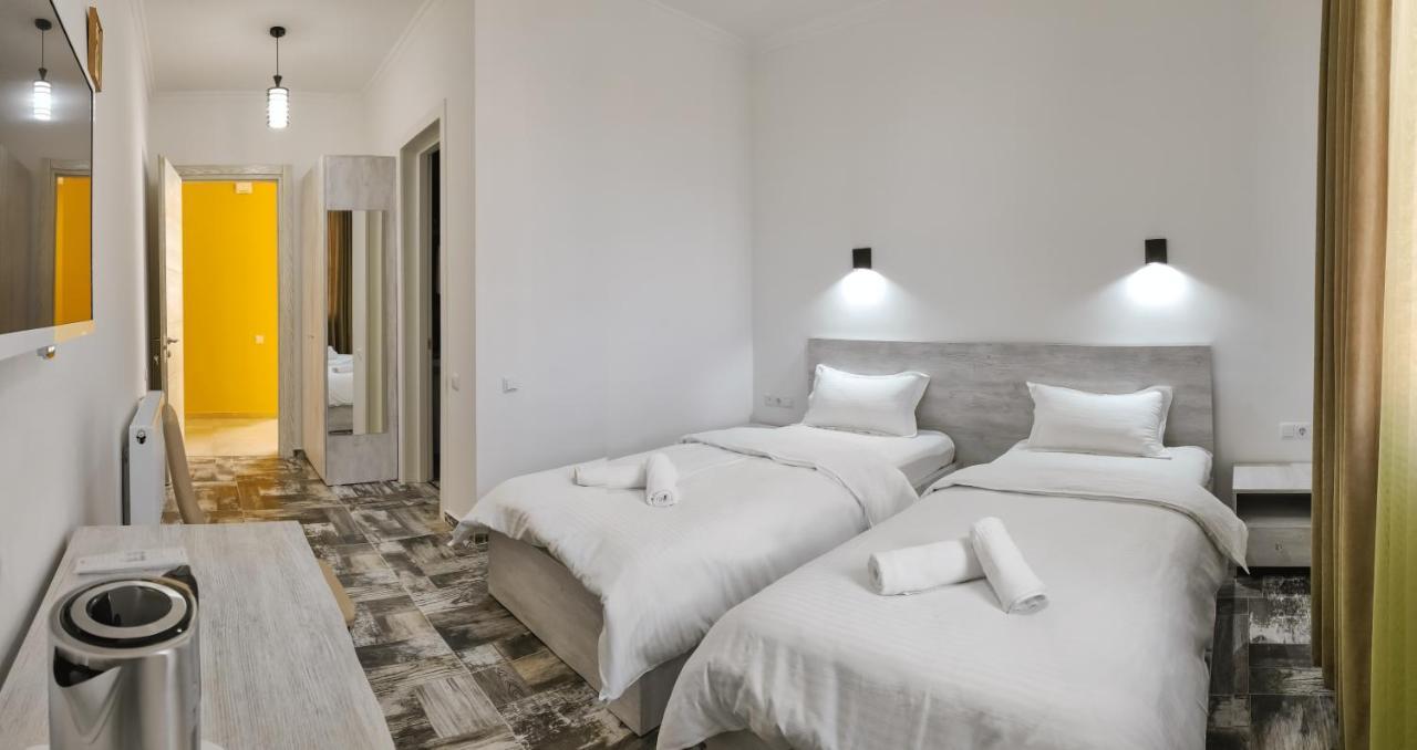 Westay Hotel Tbilisi Exterior foto