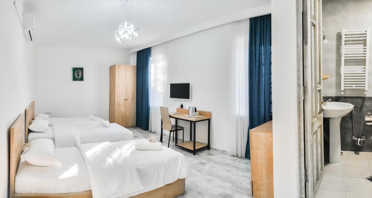 Westay Hotel Tbilisi Exterior foto